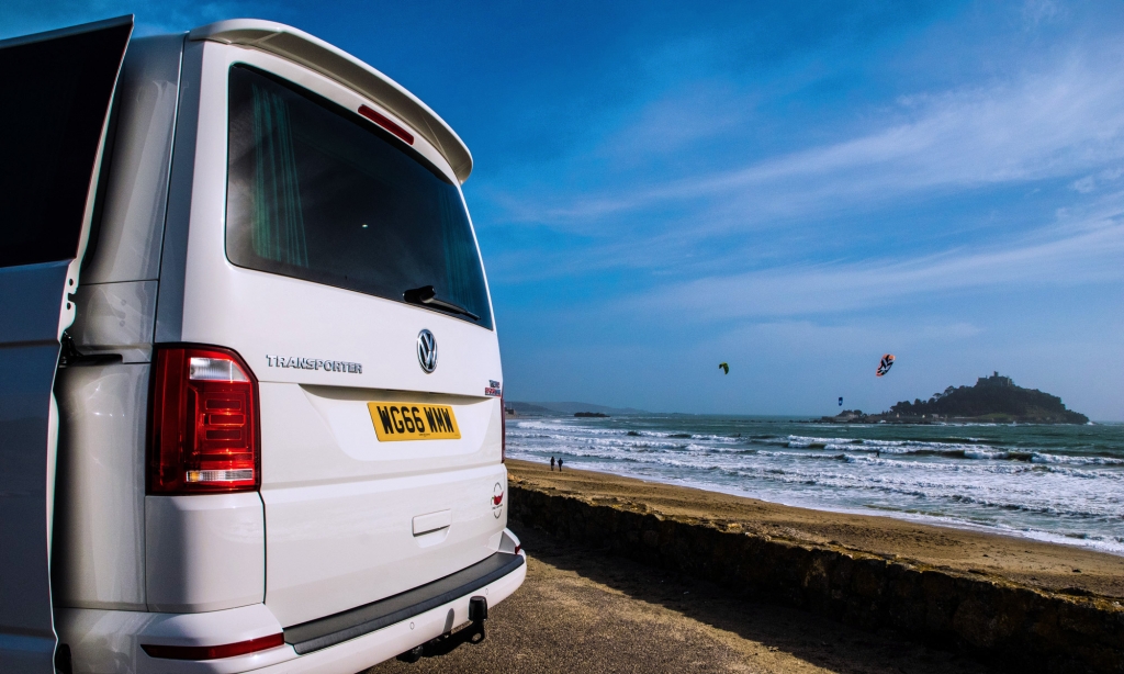 sportline-rear-view-vw-t6