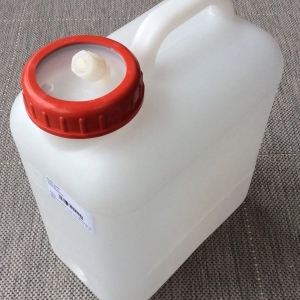 Reimo_water_container_13l_for_campervan_motorhome_VW_T5_T6