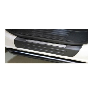 T5-GP-door-still-guards