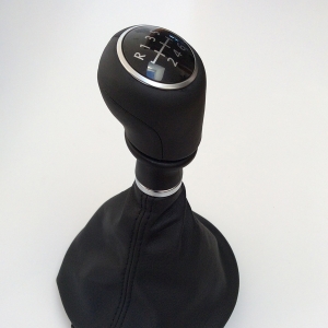 vw-sportline-gear-knob-emblem