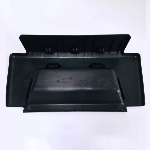 Titan-black-single-seat-base-cover-vw-t6-2