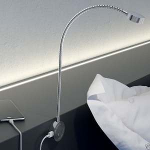 flexible-reading-light-in-chrome-with-usb-ports-12-volt